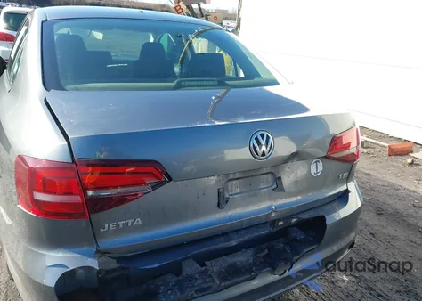 2016 Volkswagen Jetta 1.4T S z USA, uszkodzony, nr VIN 3VW167AJ5GM308711